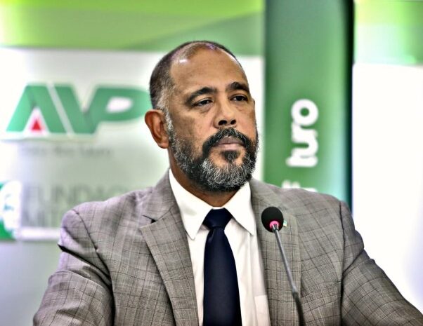  Minister Presidente ta yama AVP Universidad di corupcion: Sinembargo no tin famia cu a bira mas rico cu su famia cu placa di pueblo
