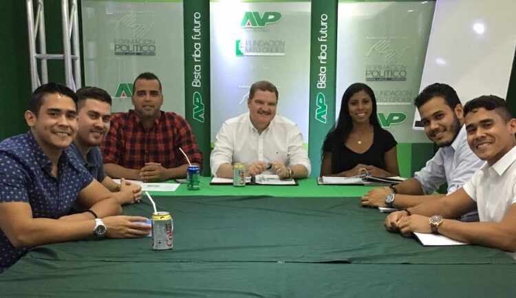  Plataforma pa Hobennan Profesional lanceert een rechtswinkel voor Aruba